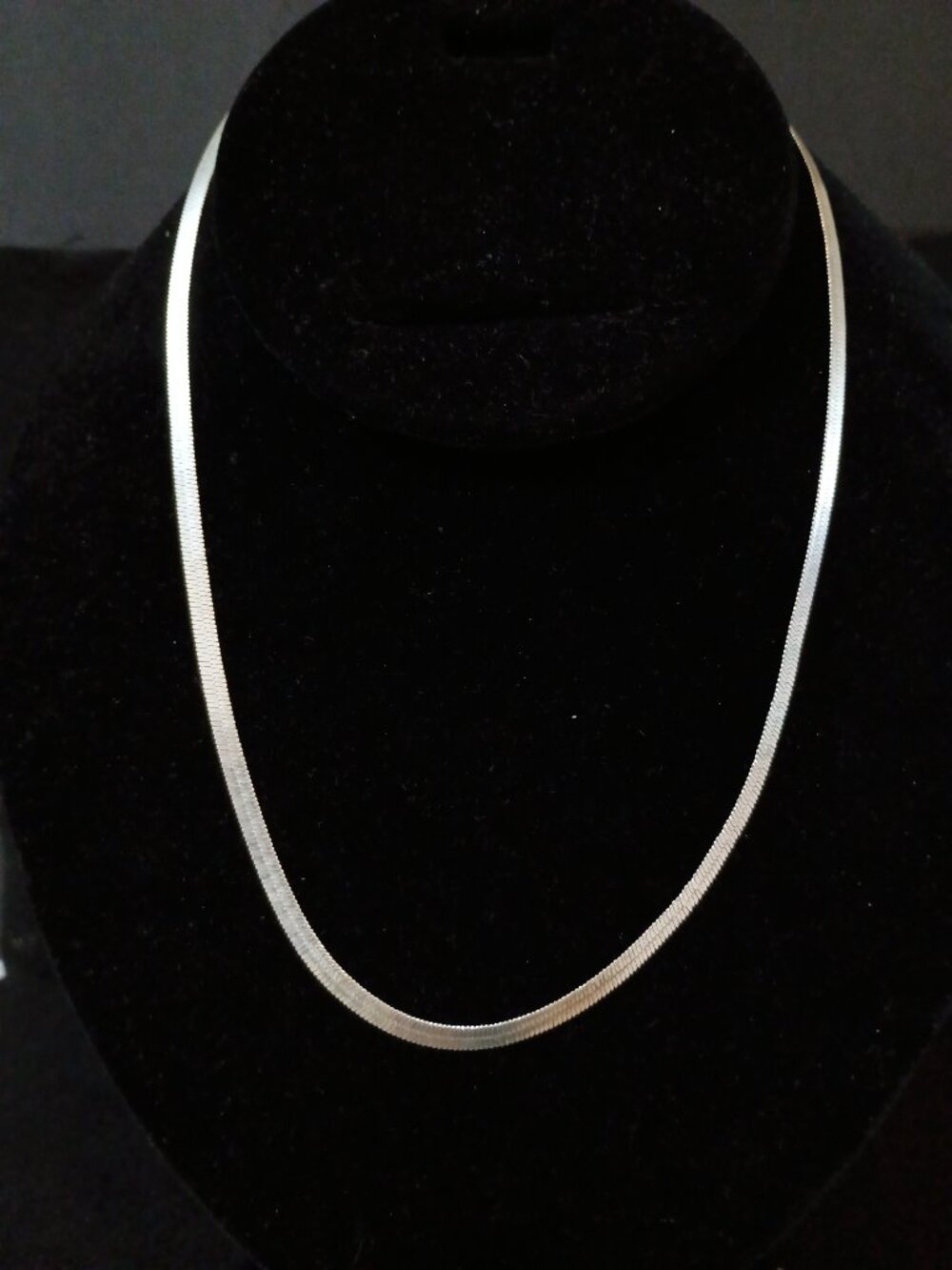 ✨ Vintage Sterling Silver Flat Herringbone Chain Necklace ✨